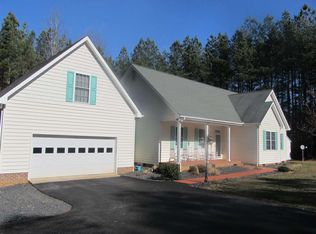 4109 Venable Rd, Kents Store, VA 23084