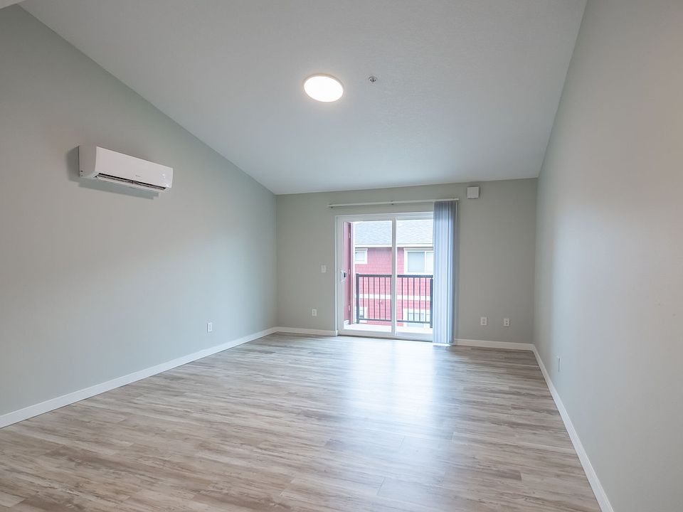 1st image of 13001 S Crompton Ln #123