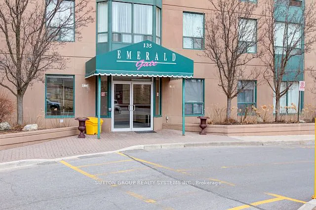 Building Photo - 135 Hillcrest Ave #1805