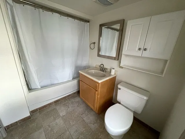 1 bed, 796 sqft, $2,700 — Photo 4