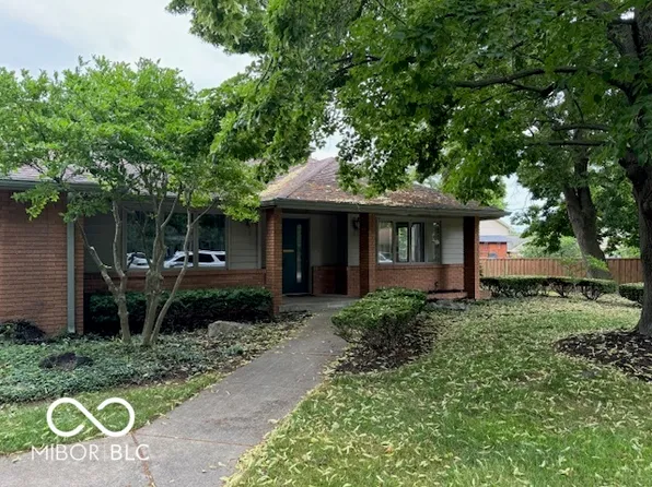 2365 Glenview Dr, Columbus, IN 47203