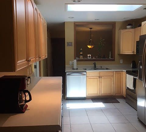 5th image of 111 Fiesta Cir