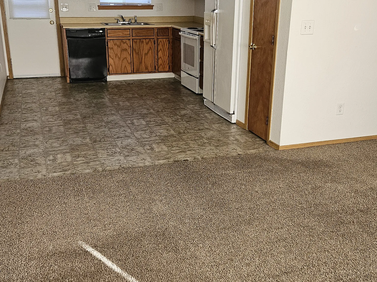 2 bed, 925 sqft, $1,450 — Photo 4