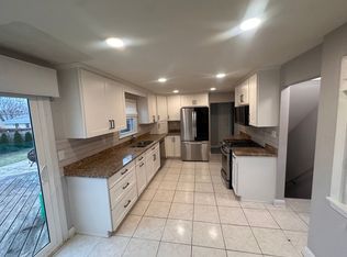 9035 W Morgan Ave, Milwaukee, WI 53228