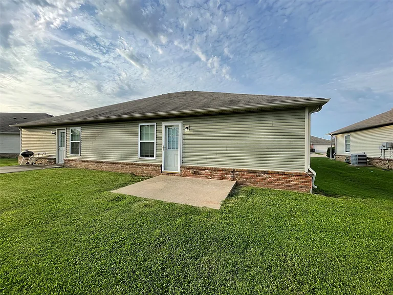 3518 E Hudson St — Photo 14