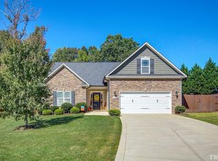 667 Wood Valley Dr, Four Oaks, NC 27524