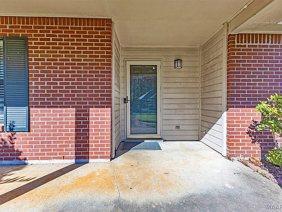 4th image of 384 Forest Park Dr