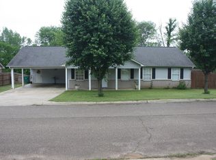 205 Bush St, Nashville, AR 71852
