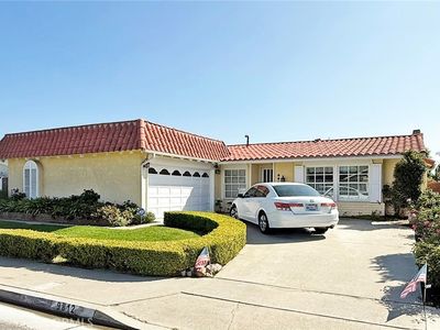 9812 La Cresta Cir, Huntington Beach, CA, 92646