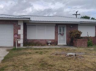 868 Hampton Dr NE, Palm Bay, FL 32905