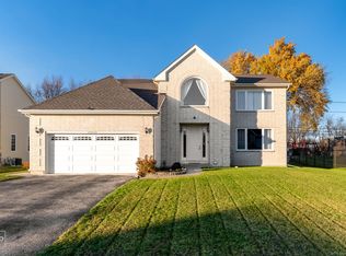 34430 N Eastings Way, Gurnee, IL 60031