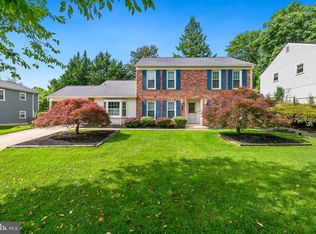 14720 Waterway Dr, Rockville, MD 20853