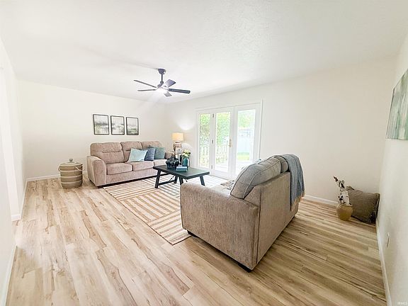 4th image of 1511 Brookwood Dr