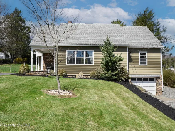 142 Cedar Ave, Shavertown, PA 18708