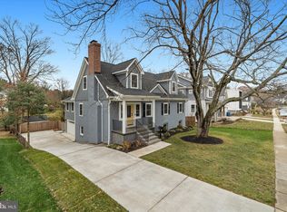 707 Meadow Ln SW, Vienna, VA 22180