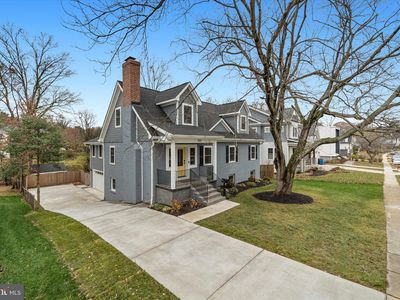 707 Meadow Ln SW, Vienna, VA, 22180