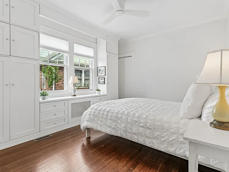 11 Brookwood Dr #101 — Photo 13