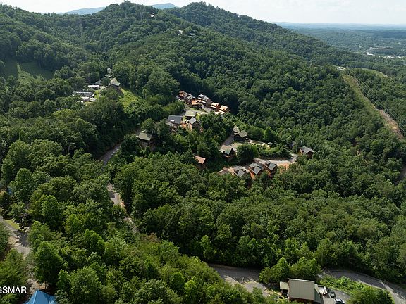 2nd image of 943 Pine Valley Way Lot 4