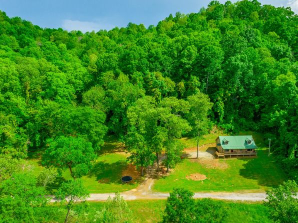 325 Evening Shadow Ln, Whitwell, TN 37397