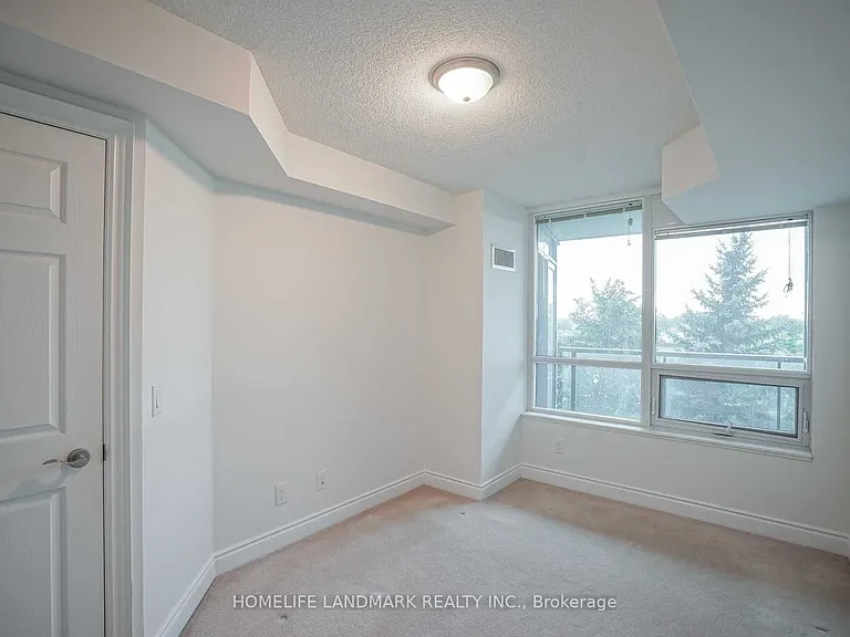 25 Greenview Ave #516 — Photo 10