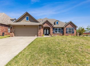 4725 S 176th Pl E, Tulsa, OK 74134