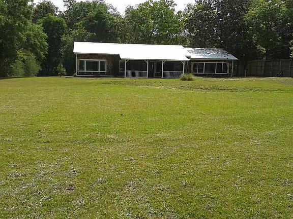 2nd image of 2864 Mandeville Ln