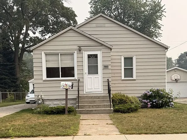 2325 Harrison Ave, Muskegon, MI 49441