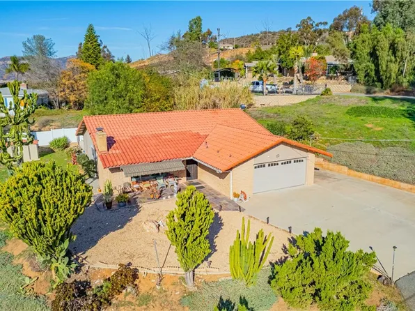 9319 Lakeview Rd, Lakeside, CA 92040