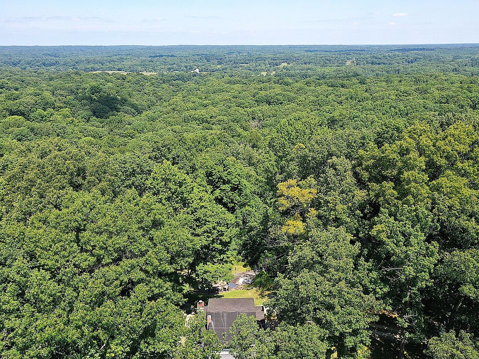 7th image of 514 Whippoorwill Ln