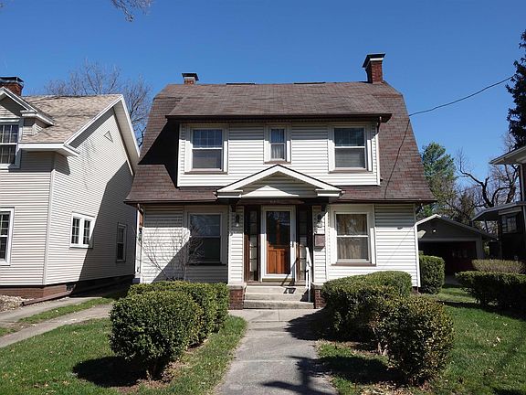 2nd image of 1155 N Prairie St