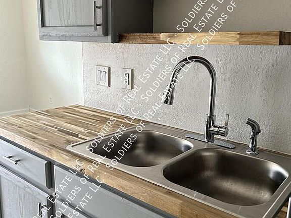 3rd image of 614 Adams Ave #B2