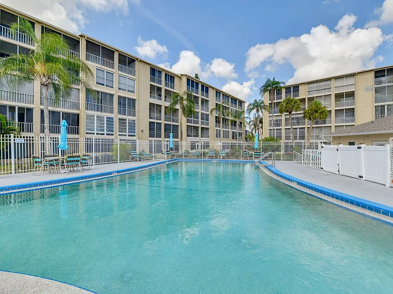 3817 Lake Bayshore Dr #4-ID1583821P — Photo 14