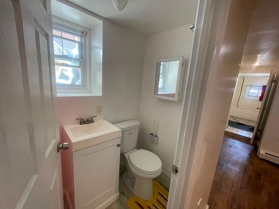 2nd image of 1028 Revere Ave #1