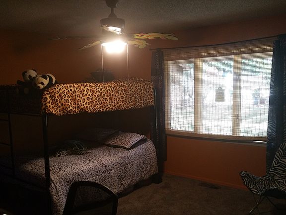 Guest Bedroom Private Bath