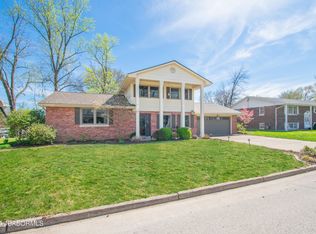 2703 Garden View Dr, Jefferson City, MO 65109