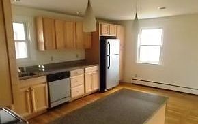4th image of 14 Park St
