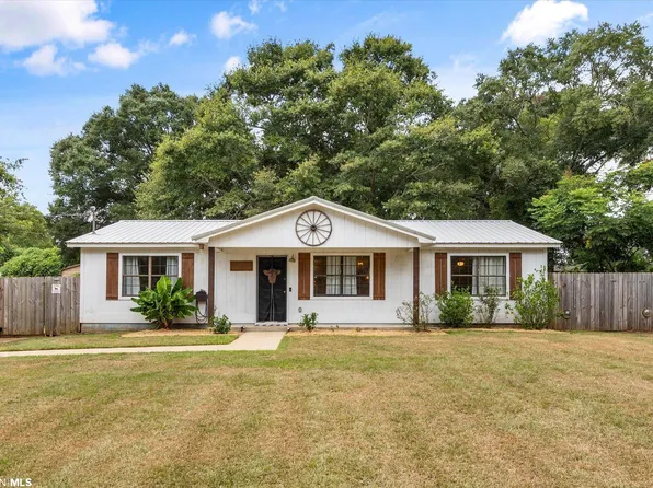 7832 Murray Heights Dr W, Irvington, AL 36544