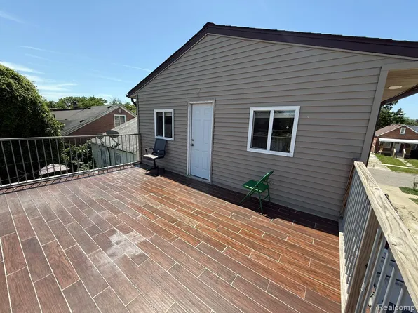 6848 Rutland St, Detroit, MI 48228