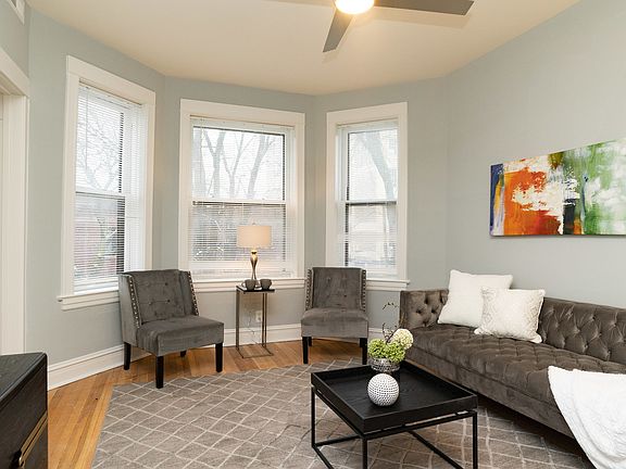 5th image of 3734 N Racine Ave #2