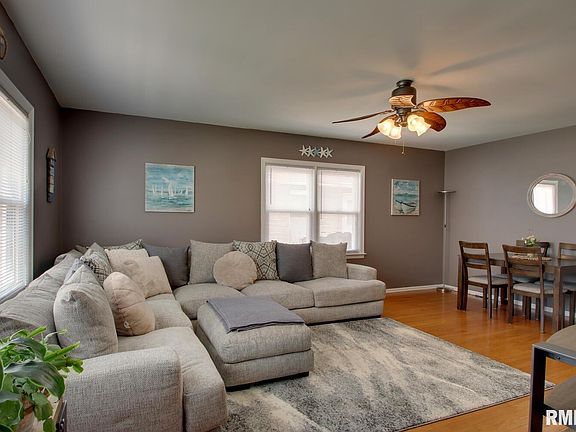 3rd image of 2831 College Ave