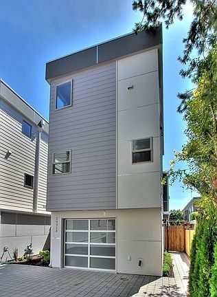 3rd image of 2031 B Northwest St #60