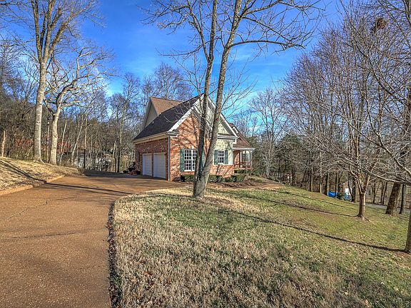 3rd image of 7508 Hallows Dr