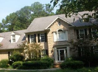 512 Grosvenor Dr, Raleigh, NC 27615