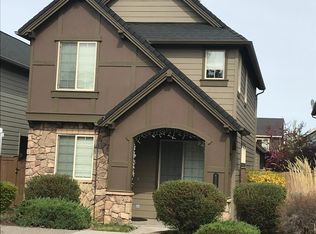 61130 Sydney Harbor Dr, Bend, OR 97702