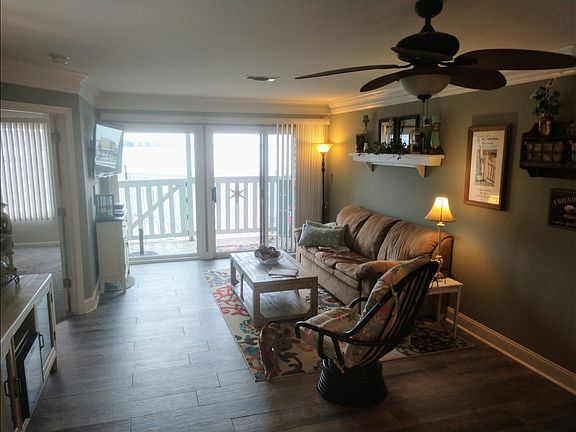 2nd image of 7831 Spinnaker Bay Dr