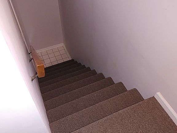2nd image of 890 Edgewater Ave