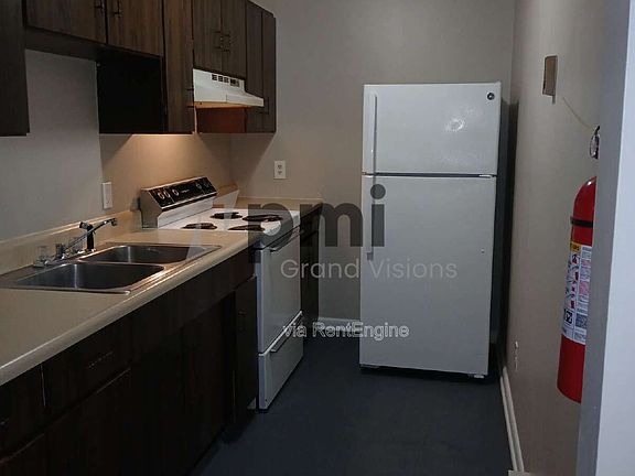 2nd image of 24 W Buchanan Ave #18