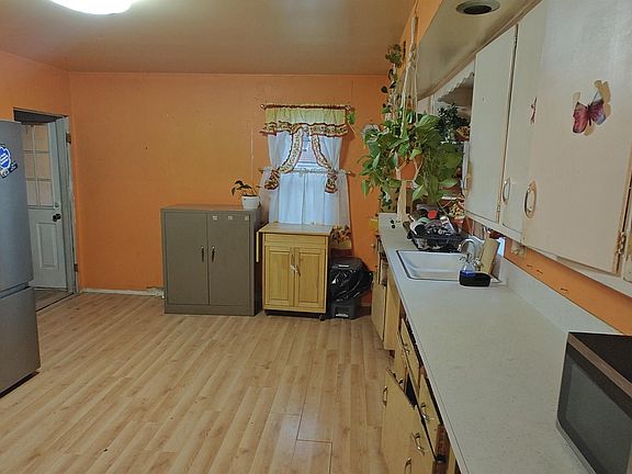 5th image of 505 S Warren St