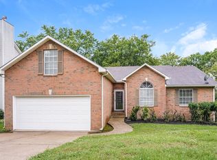 175 Northlake Dr, Hendersonville, TN 37075