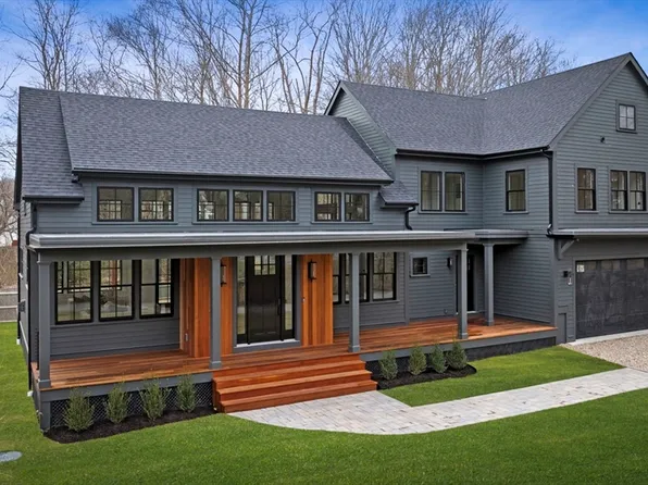 16 Liberty Rd, Marblehead, MA 01945